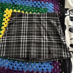 American Eagle Outfitters Black and White Plaid Mini Skirt